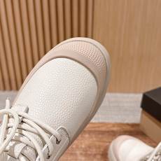 男+10 即刻解锁秋冬必备出行单品—UGG Weather Hybrid系列新成员焕新来袭。 全新Neumel Hi 男+10 即刻解锁秋冬必备出行单品—UGG Weather Hybrid系列新成员焕新来袭。 全新Neumel Hi