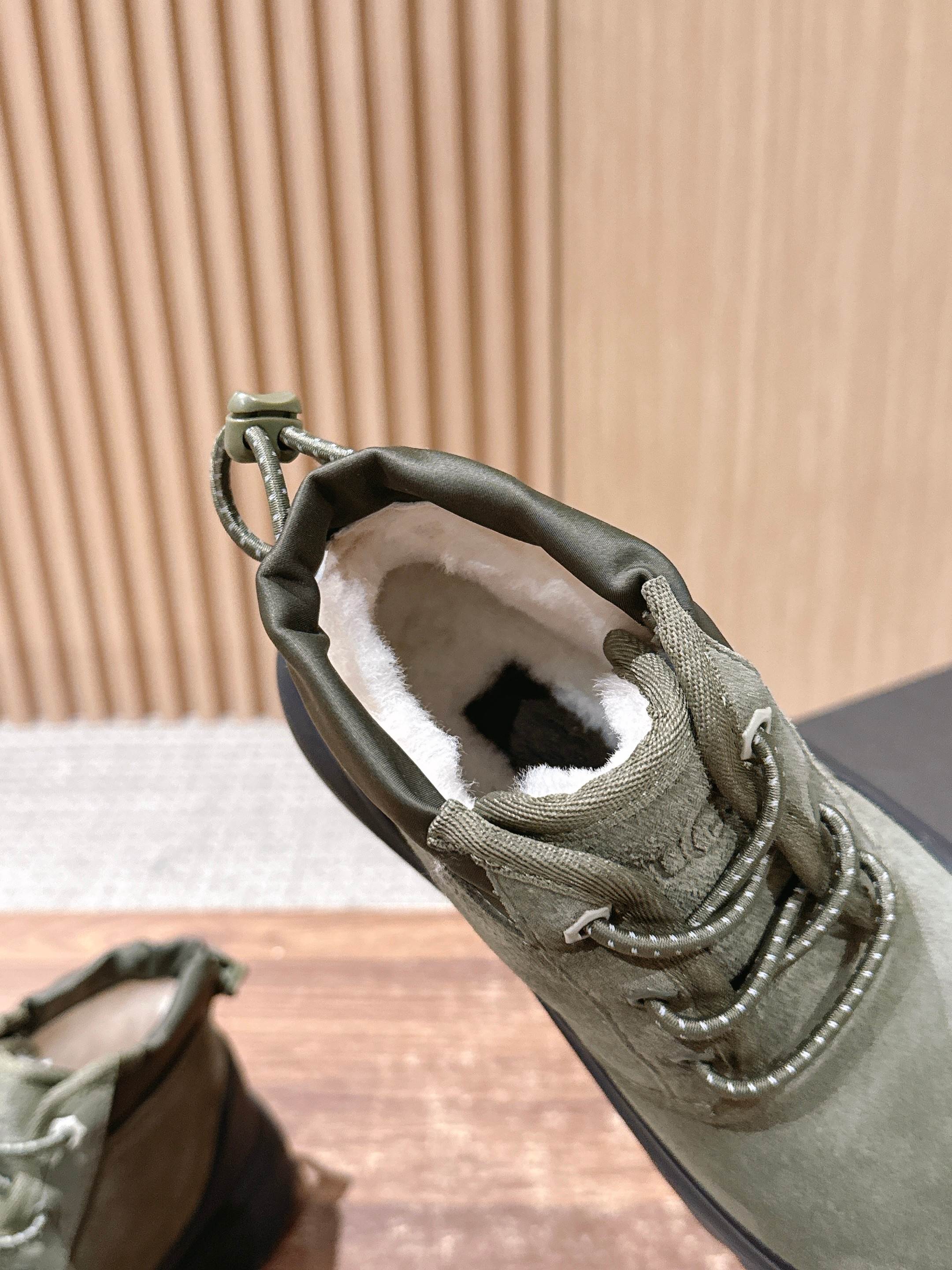 男+10 𝐔𝐆𝐆 油叽叽纽姆防水系列男女同款穿上它和最爱的他 UGG Neumel Weather Hyb 男+10 𝐔𝐆𝐆 油叽叽纽姆防水系列男女同款穿上它和最爱的他 UGG Neumel Weather Hyb