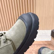 男+10 𝐔𝐆𝐆 油叽叽纽姆防水系列男女同款穿上它和最爱的他 UGG Neumel Weather Hyb 男+10 𝐔𝐆𝐆 油叽叽纽姆防水系列男女同款穿上它和最爱的他 UGG Neumel Weather Hyb