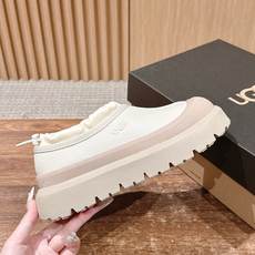 男+10 𝐔𝐆𝐆 油叽叽纽姆防水系列男女同款穿上它和最爱的他 UGG Tasman Weather Hyb 男+10 𝐔𝐆𝐆 油叽叽纽姆防水系列男女同款穿上它和最爱的他 UGG Tasman Weather Hyb