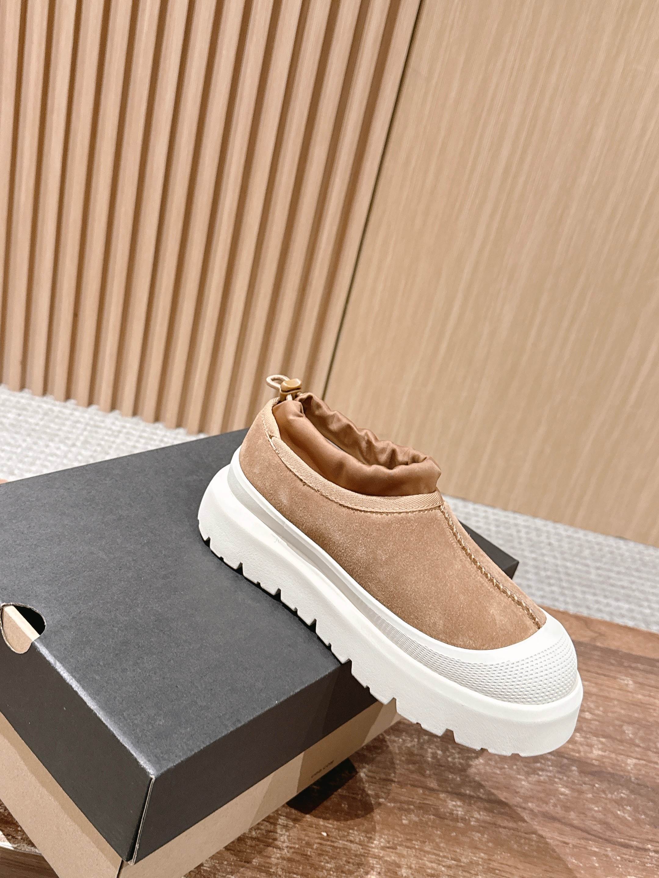 男+10 𝐔𝐆𝐆 油叽叽纽姆防水系列男女同款穿上它和最爱的他 UGG Tasman Weather Hyb 男+10 𝐔𝐆𝐆 油叽叽纽姆防水系列男女同款穿上它和最爱的他 UGG Tasman Weather Hyb