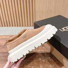 男+10 𝐔𝐆𝐆 油叽叽纽姆防水系列男女同款穿上它和最爱的他 UGG Tasman Weather Hyb 男+10 𝐔𝐆𝐆 油叽叽纽姆防水系列男女同款穿上它和最爱的他 UGG Tasman Weather Hyb