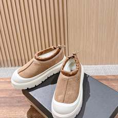 男+10 𝐔𝐆𝐆 油叽叽纽姆防水系列男女同款穿上它和最爱的他 UGG Tasman Weather Hyb 男+10 𝐔𝐆𝐆 油叽叽纽姆防水系列男女同款穿上它和最爱的他 UGG Tasman Weather Hyb