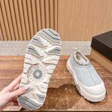 男+10 𝐔𝐆𝐆 油叽叽纽姆防水系列男女同款穿上它和最爱的他 UGG Tasman Weather Hyb 男+10 𝐔𝐆𝐆 油叽叽纽姆防水系列男女同款穿上它和最爱的他 UGG Tasman Weather Hyb