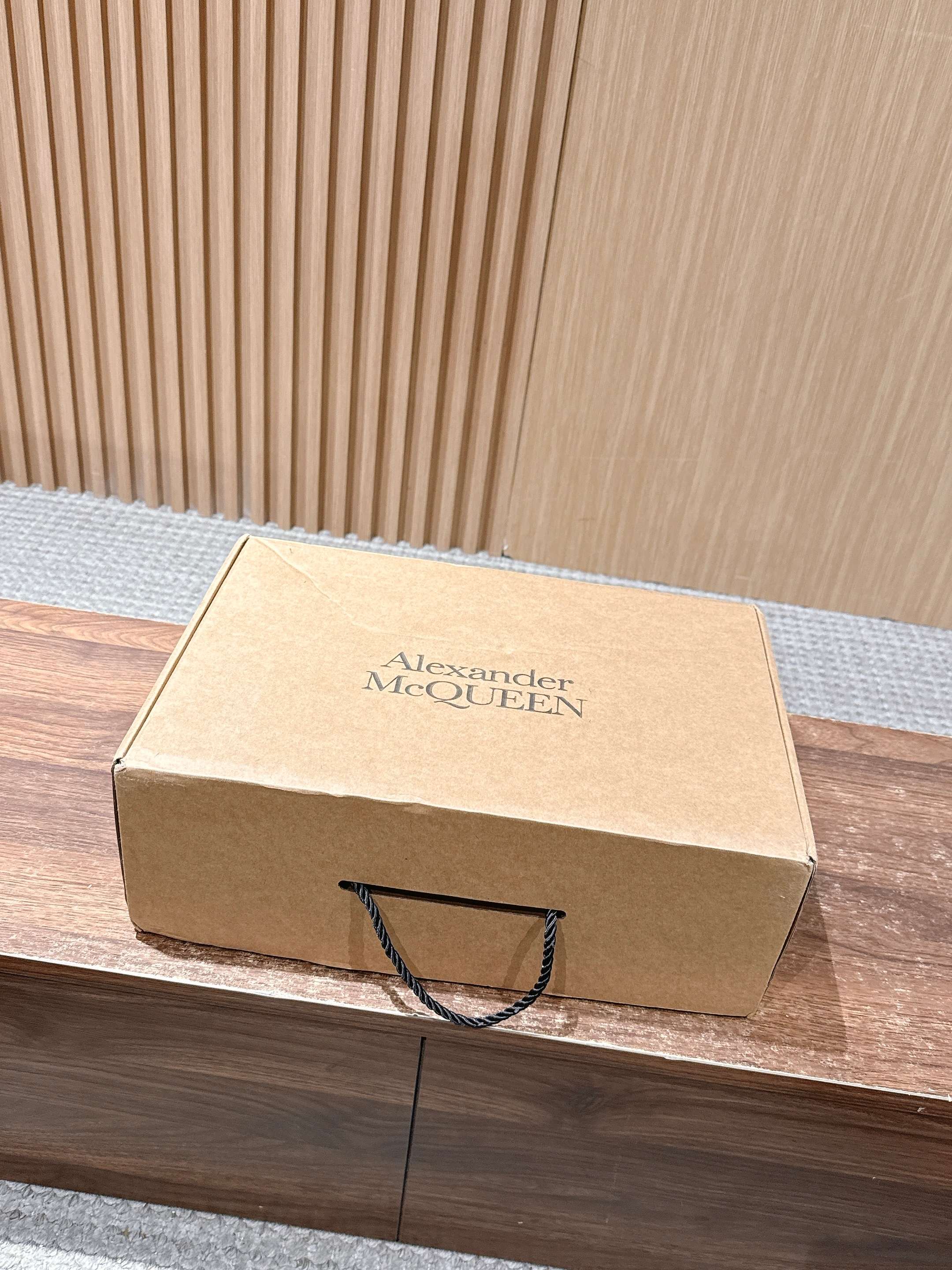 NO:496708,Full package., casual shoes/sports shoes, sneakers19860909全套包装.,休闲鞋/运动鞋,sneakers,Women's Shoes