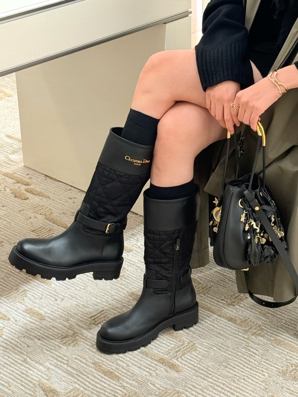 NO:562584,Upper foot picture reference#,boots,boots19860909上脚图参考#,靴子,boots,Women's Shoes