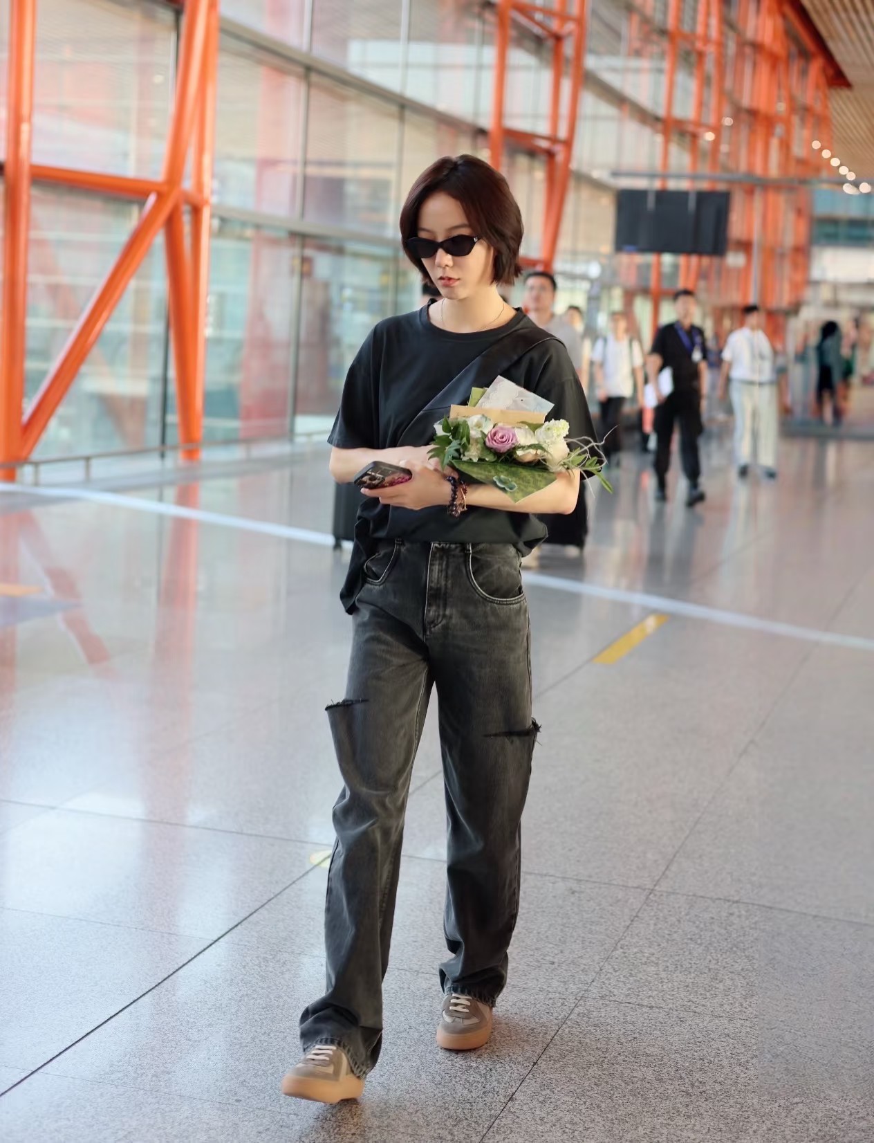 NO:562248,Upper foot picture reference #, casual shoes/sports shoes, sneakers19860909上脚图参考#,休闲鞋/运动鞋,sneakers,Women's Shoes