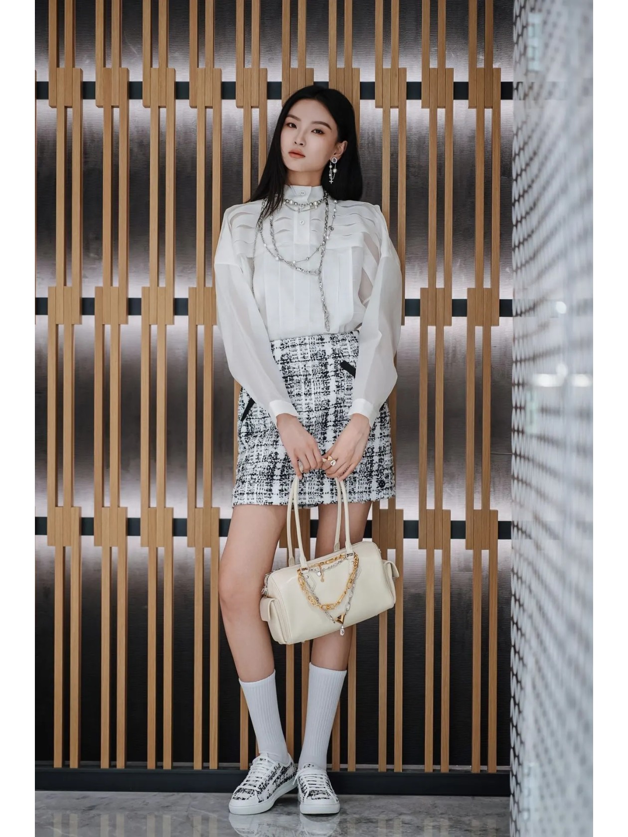 NO:723850,Upper foot picture reference #, casual shoes/sports shoes, sneakers19860909上脚图参考#,休闲鞋/运动鞋,sneakers,Women's Shoes