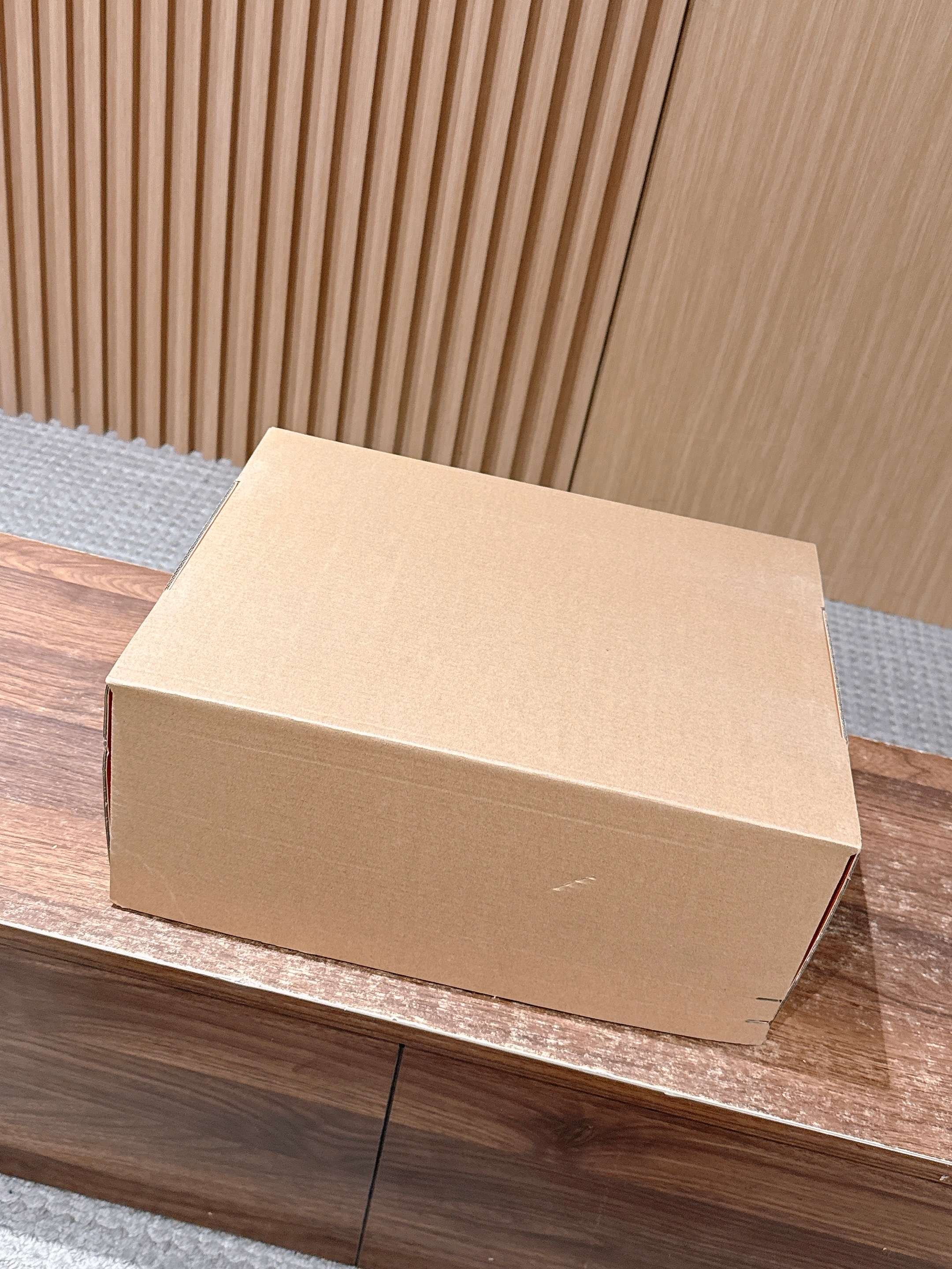 NO:723834,Full package.,casual shoes/sports shoes,sneakers19860909全套包装.,休闲鞋/运动鞋,sneakers,Women's Shoes