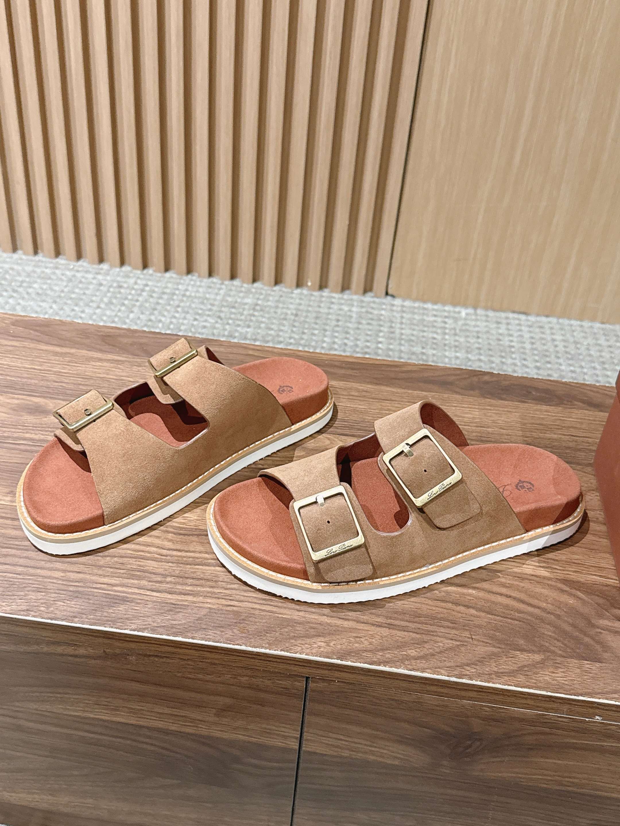 Loro Piana Slides