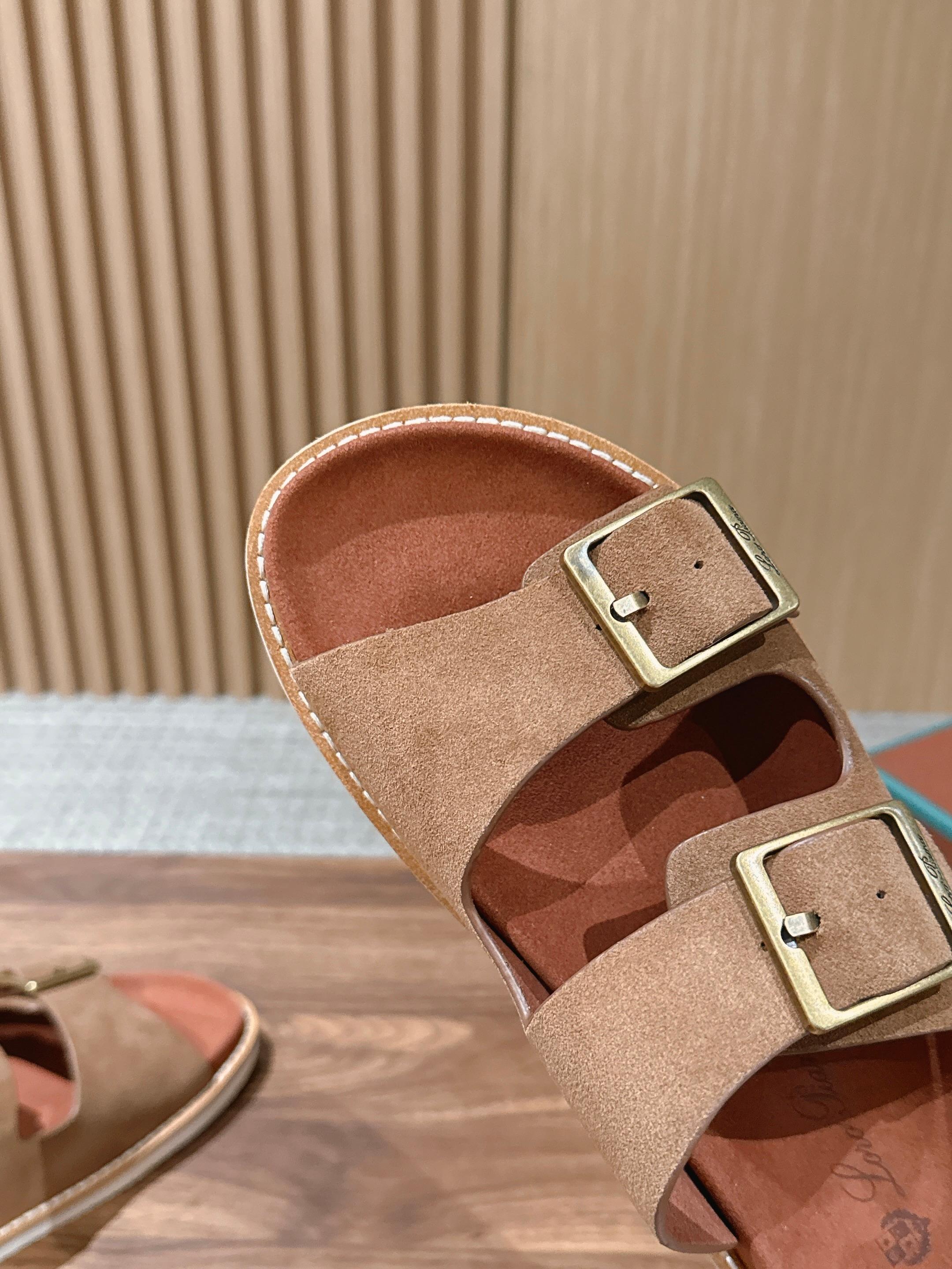 Loro Piana Slides