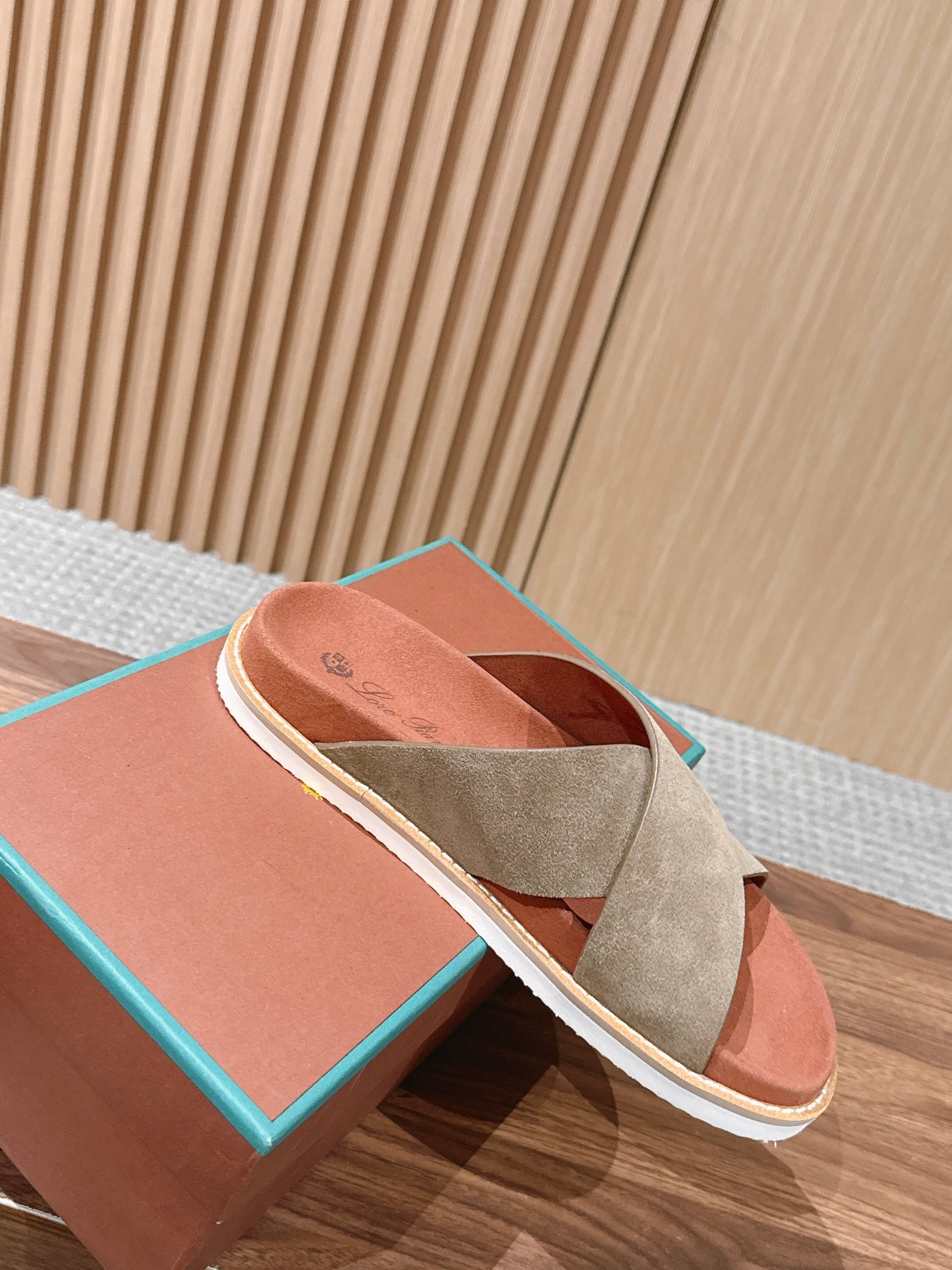 Loro Piana Slides