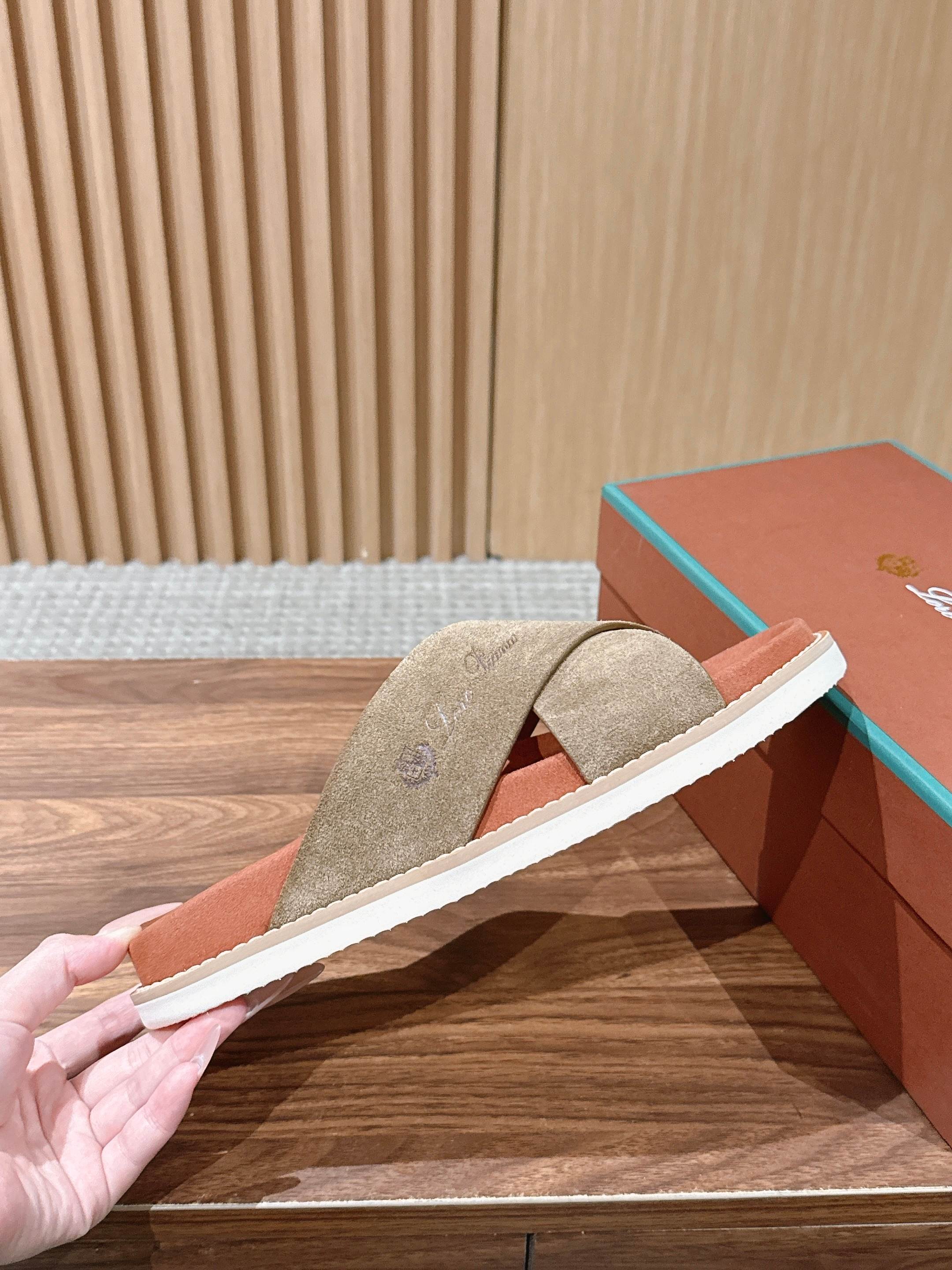 Loro Piana Slides