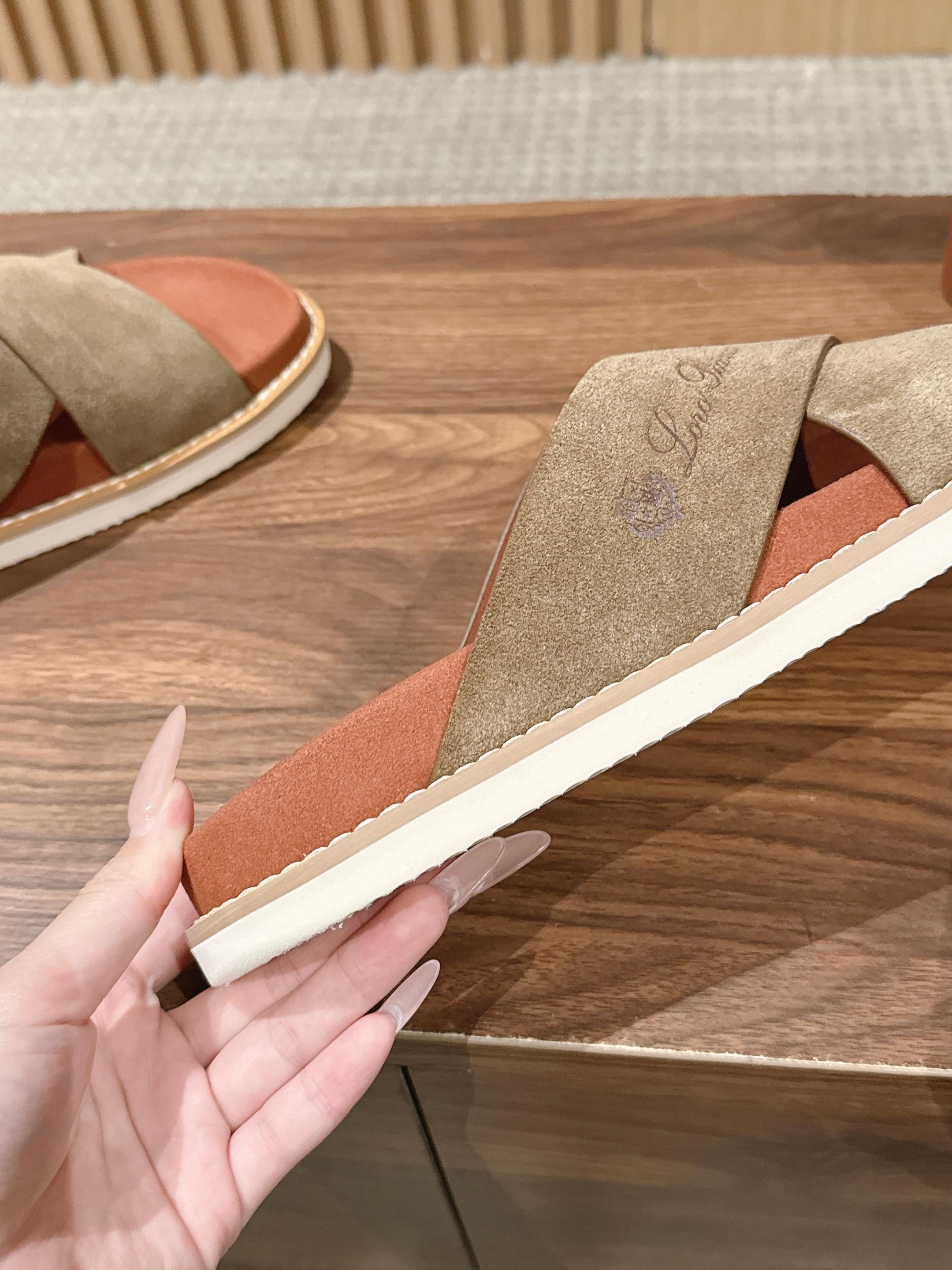 Loro Piana Slides
