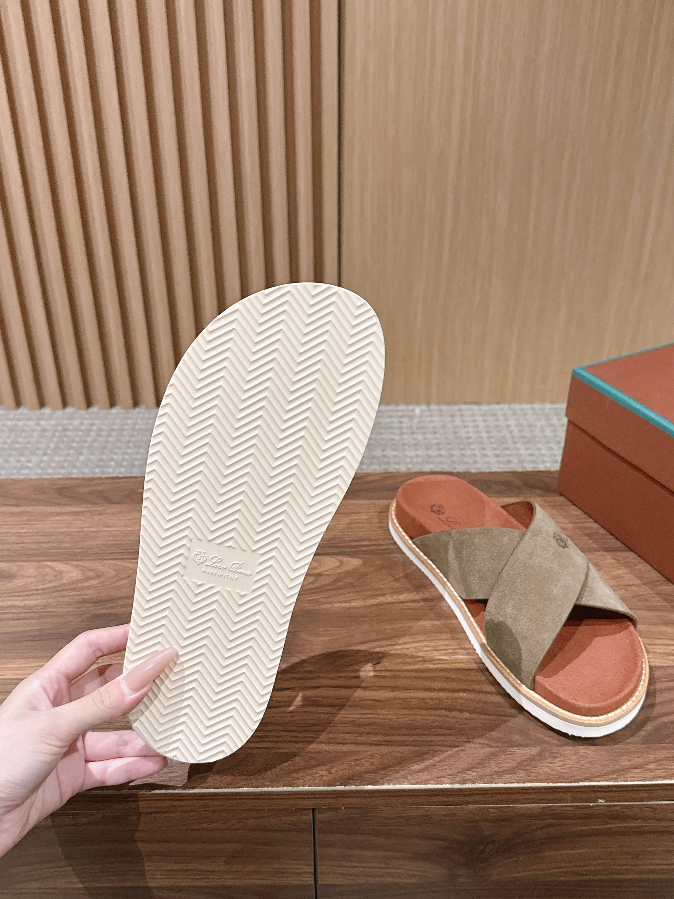 Loro Piana Slides