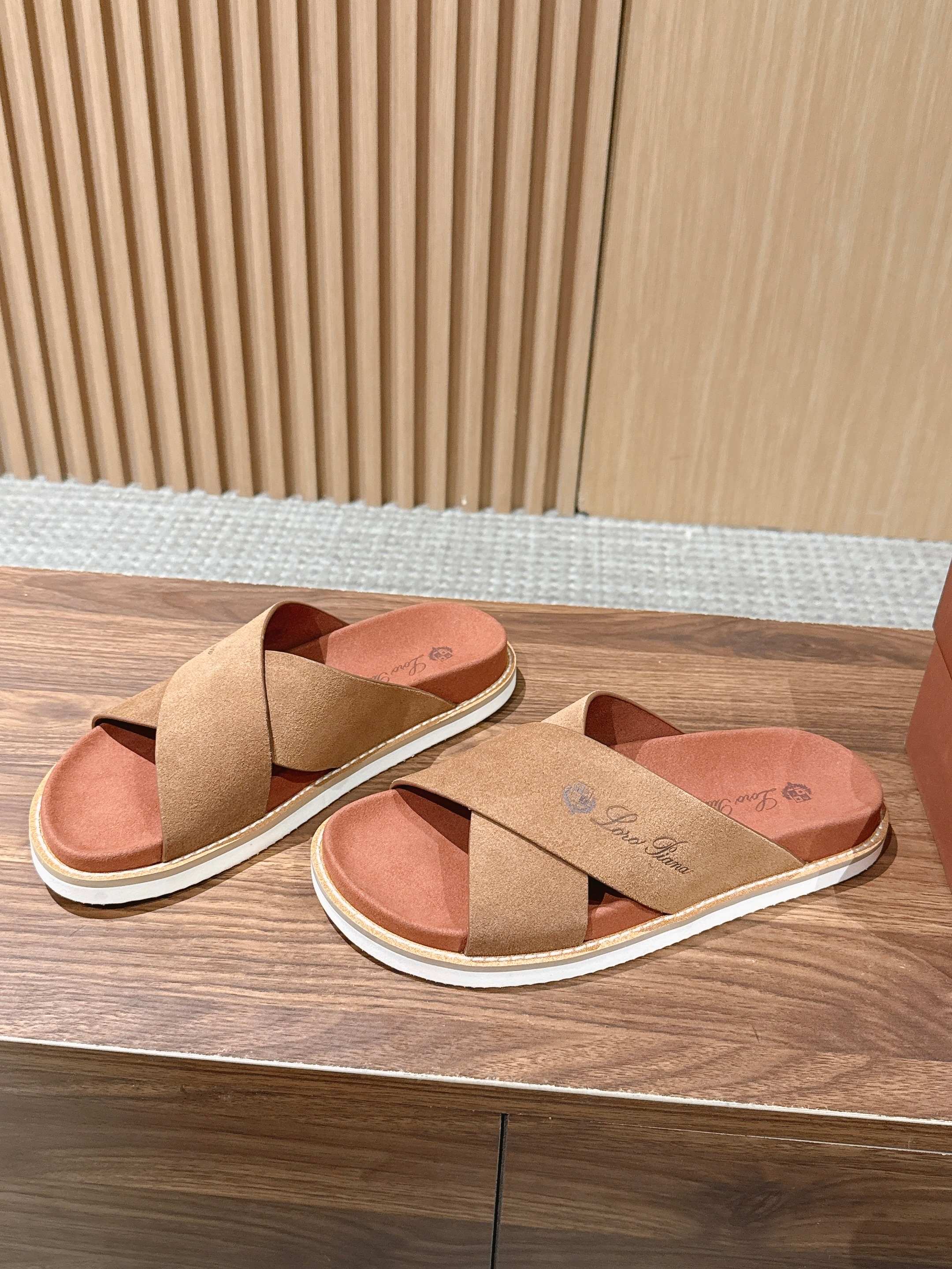 Loro Piana Slides