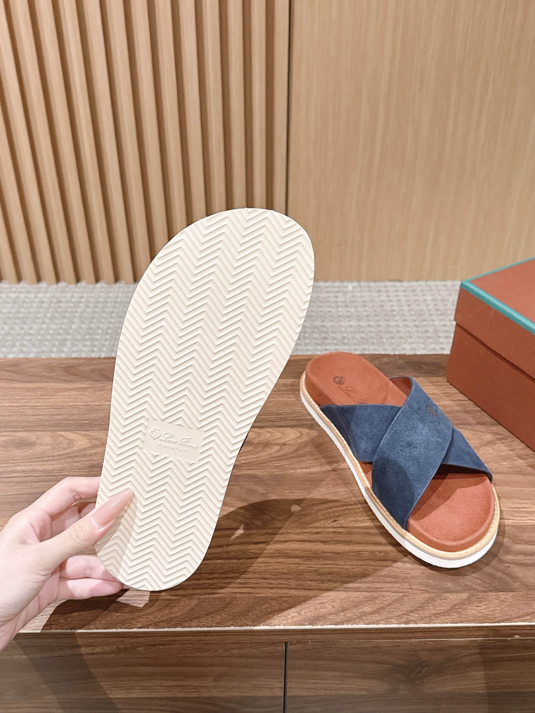 Loro Piana Slides