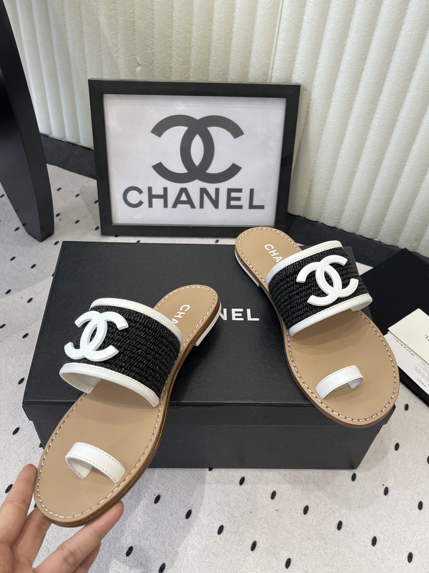 Chanel Chanel春夏最新款双C拖鞋