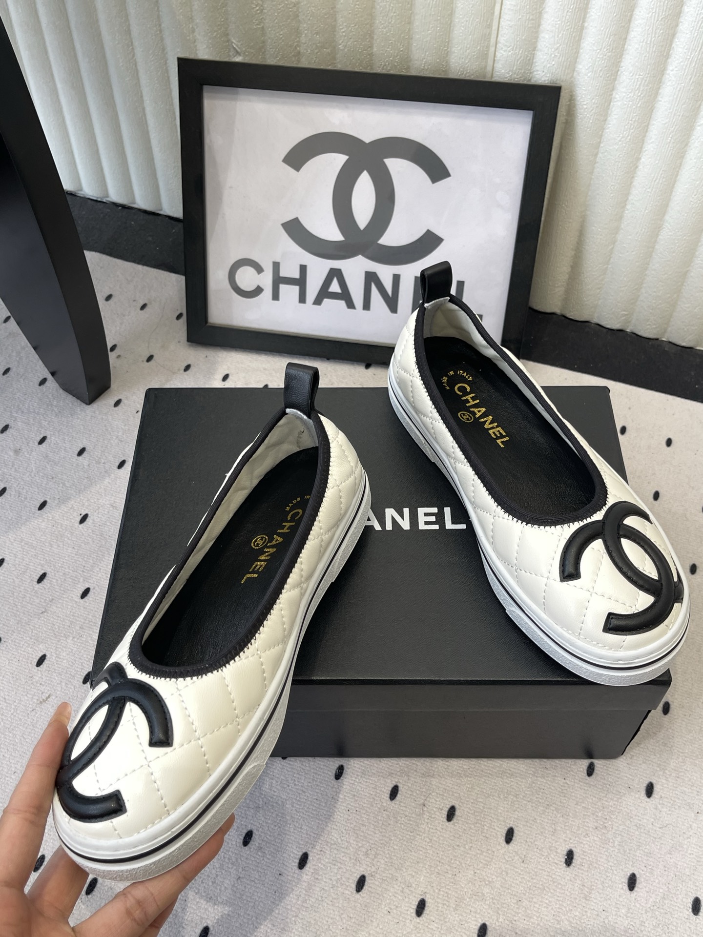 Chanel Chanel春夏新款C家小香单鞋，蝴蝶结休闲单鞋，蝴蝶结单鞋