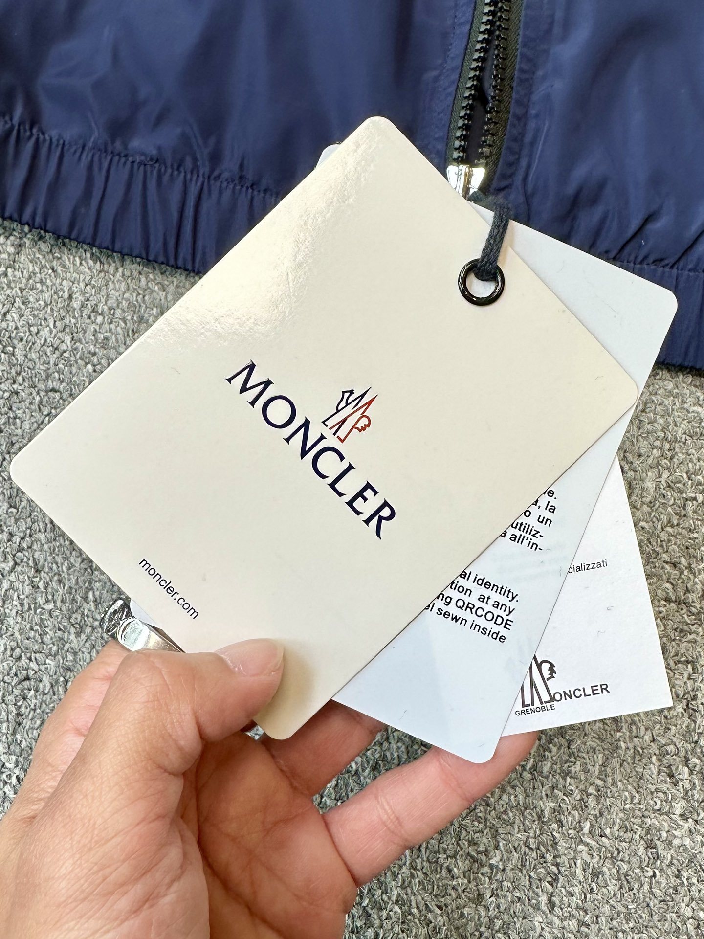 MO# 25春夏 男装高端梭织/风衣 系列外套
高端精品系列,男女同款,贸易公司渠道订单,官网专
