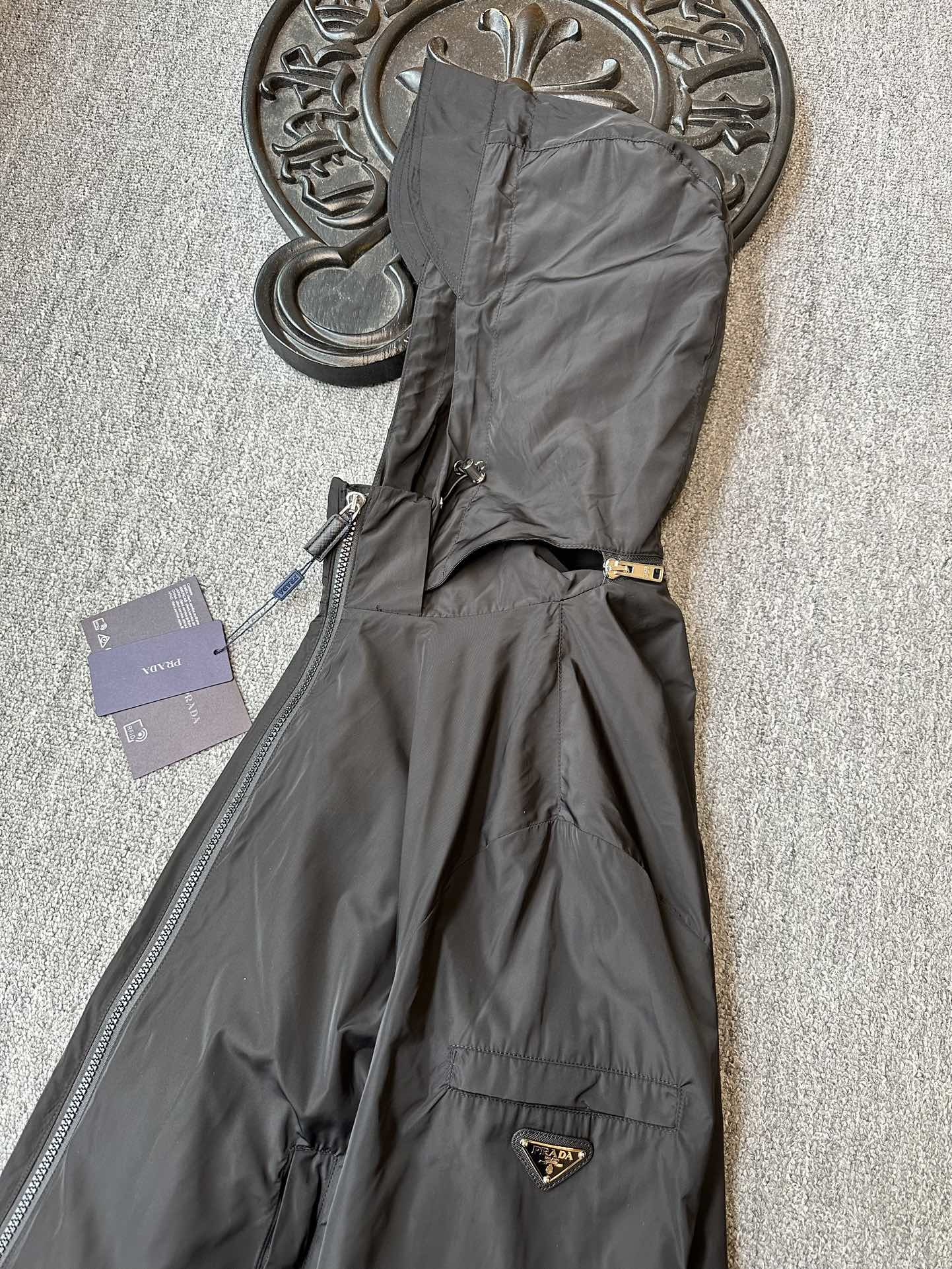 PD# 25春夏 男装高端梭织/风衣 系列外套
高端精品系列,男女同款,贸易公司渠道订单,官网专