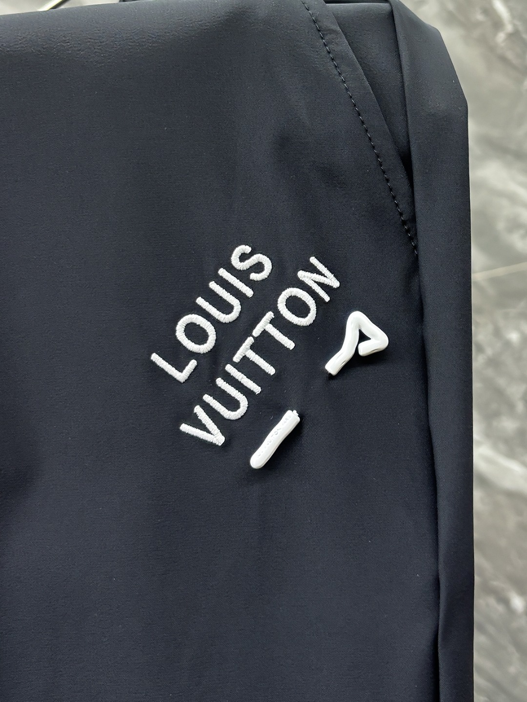 🌟驴家# 2026 天丝锦纶四面弹春夏休闲裤子美学的焕新诠释,演绎浓郁的格调型时尚风范,细节感和设计感强