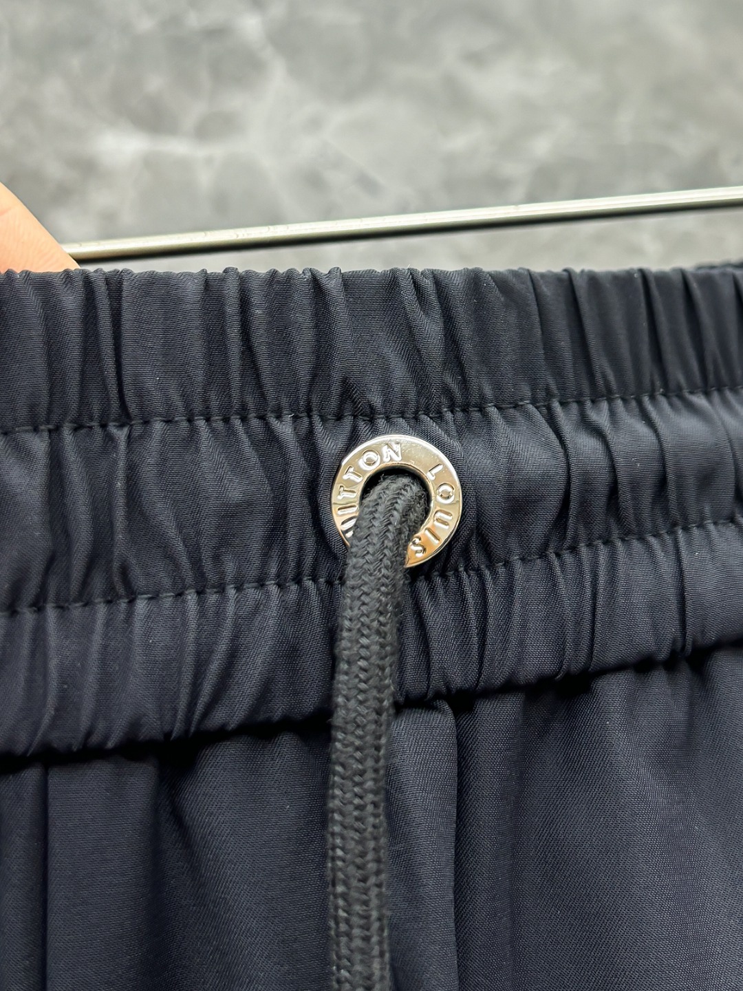 🌟驴家# 2026 天丝锦纶四面弹春夏休闲裤子美学的焕新诠释,演绎浓郁的格调型时尚风范,细节感和设计感强