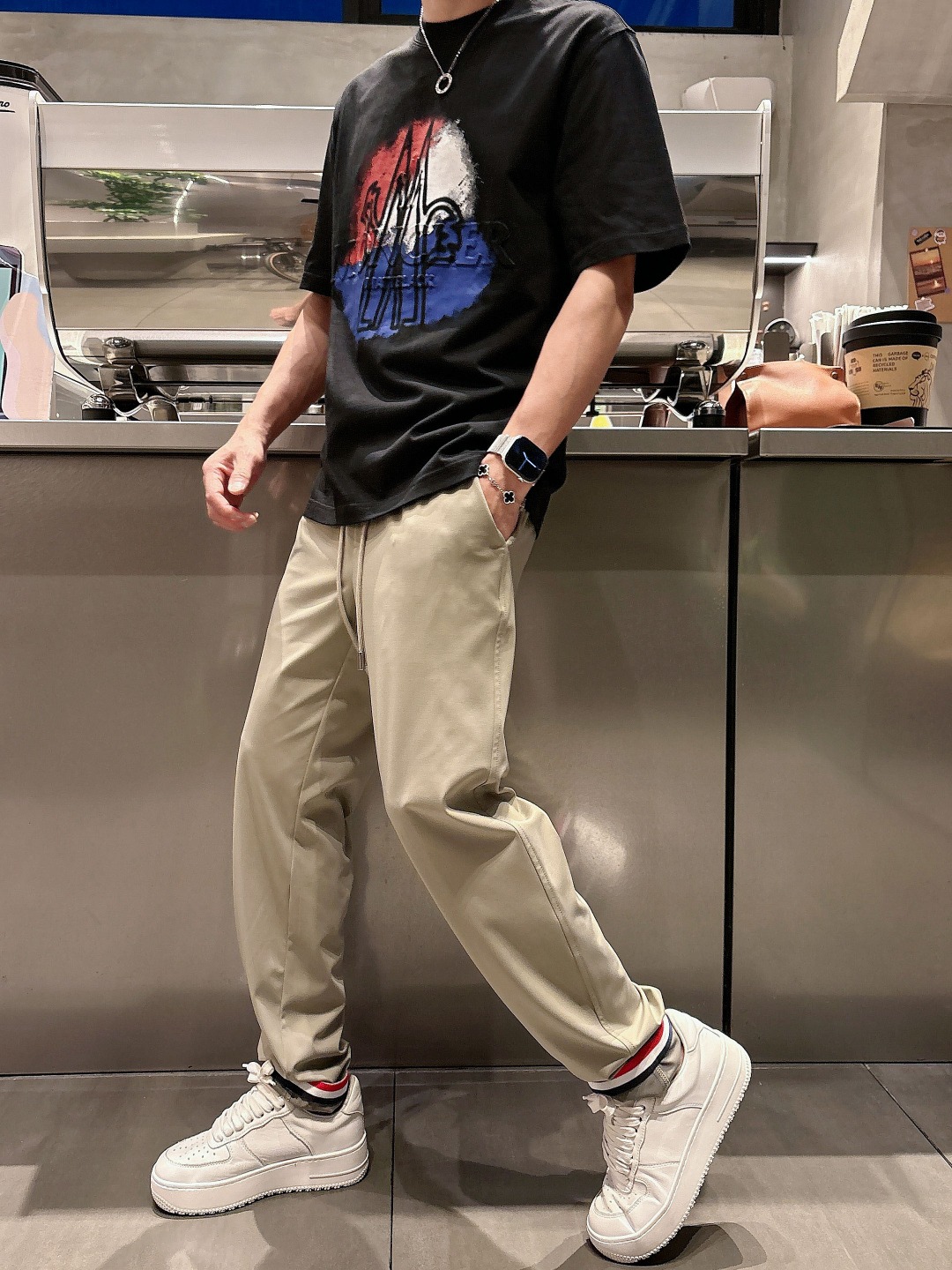 aa.jpg