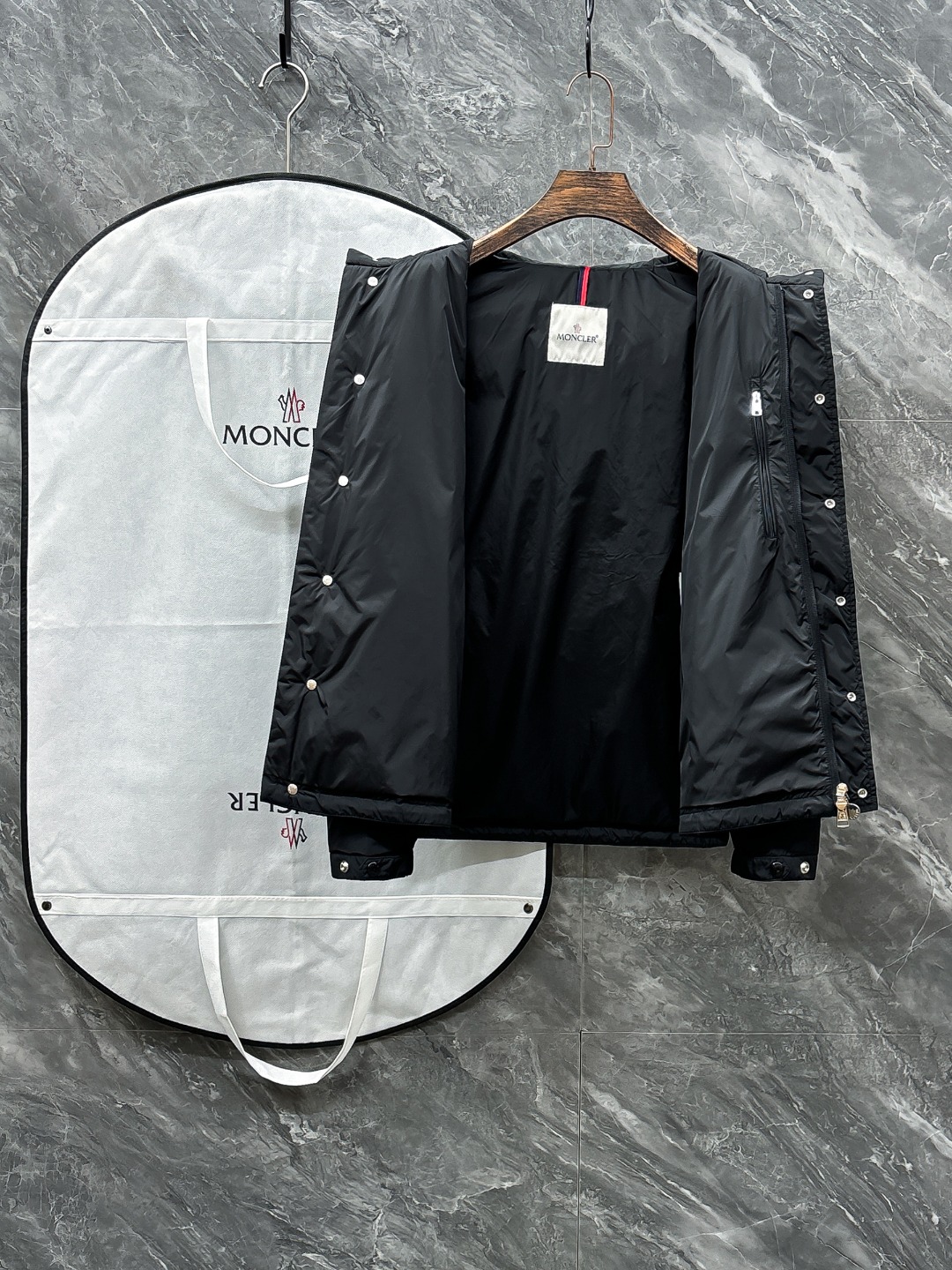 Moncler Men's Black Lightweight Padded Jacket, Stand Collar Coat 9 o 1j2coslvi1or81q96sb7dtr1pqo6