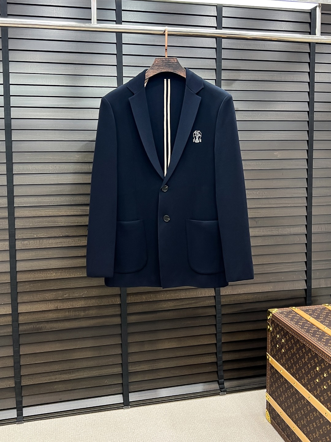 Brunello Cucinelli Men's Wool Blend Blazer - Business Casual, Modern Fit