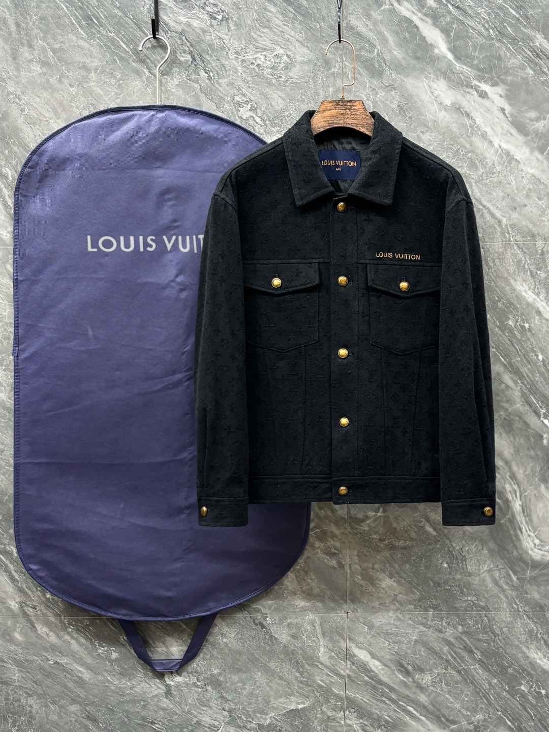 Veste en jean Louis Vuitton Automne 2025, Édition Limitée, Confort Suprême