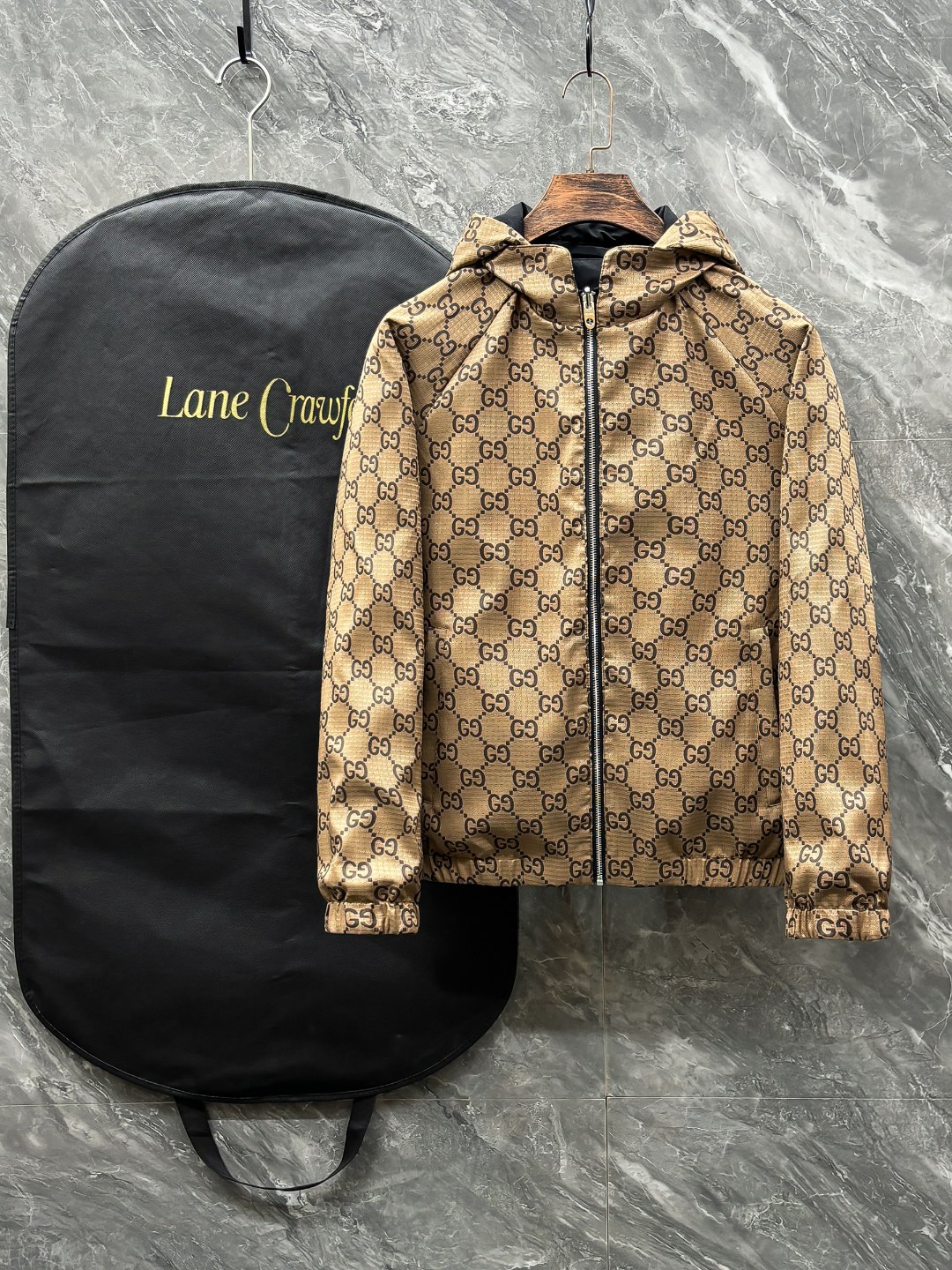 NO:520792,2025 autumn new double-sided jacket Original 1:1 custom hardware accessories are fully imported and customized. Welcome to the counter comparison. Super soft Super heavy fabric has a perfect fit. Pay attention to the super comfortable fabric. Exclusive model. Non-market goods. Same size for men and women. M-XXXL,, jackets & coats, alexander wang198609092025秋款新款双面穿夹克 原版1:1订制五金配件全进口原版定制 欢迎专柜对比 超柔软 超级重面料做工杠杠的版型完美 注意面料超舒服 独家款 非市场货 男女同款尺码M一XXXL,,jackets & coats,alexander wang,Men's clothing