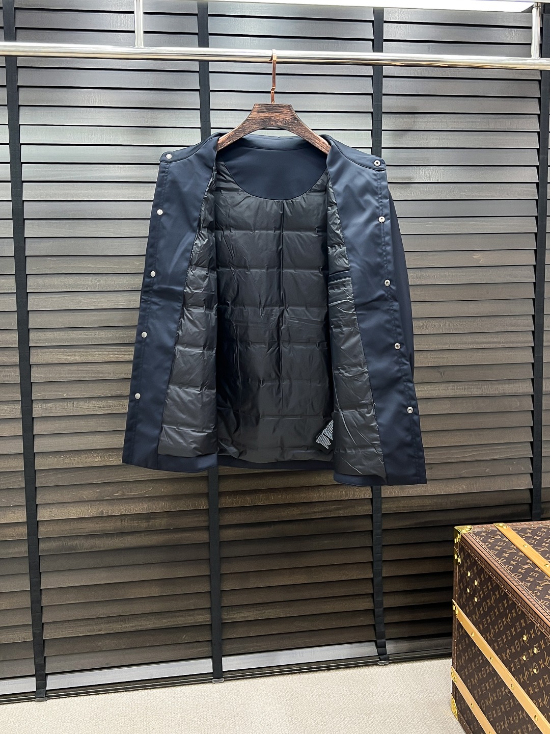 Prada Men's Lightweight Down Jacket, Fashionable Lapel, Fall/Winter Style 9 o 1j2unac042aq1dlsasm1hh1g4k5