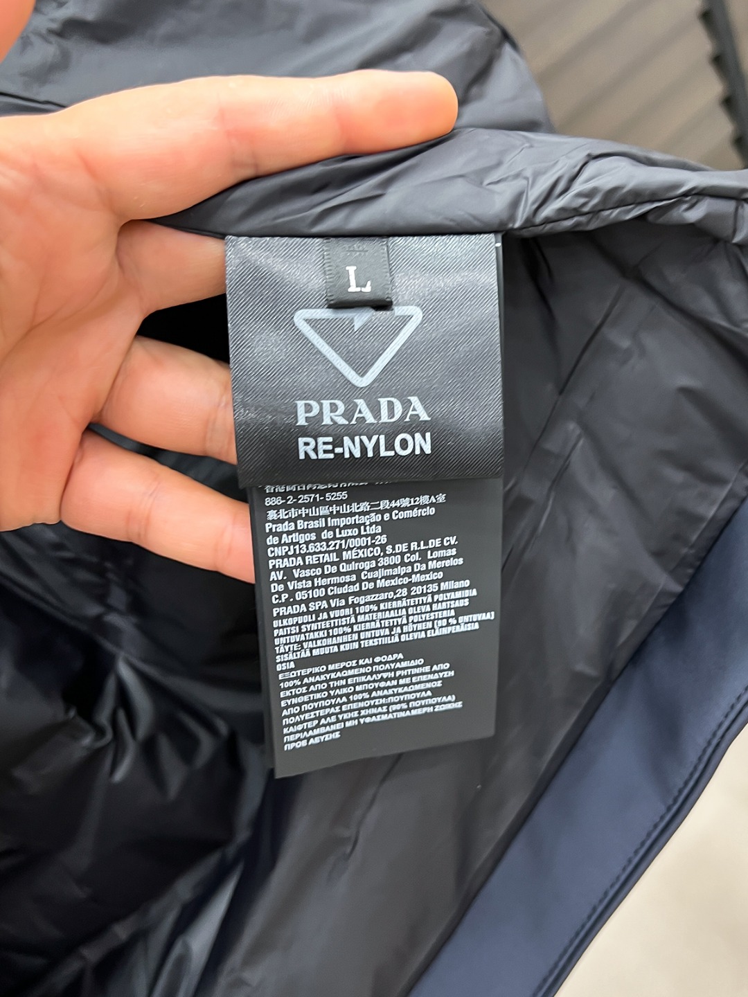 Prada Men's Lightweight Down Jacket, Fashionable Lapel, Fall/Winter Style 10 o 1j2unac046ic80i15p9tuj95j6