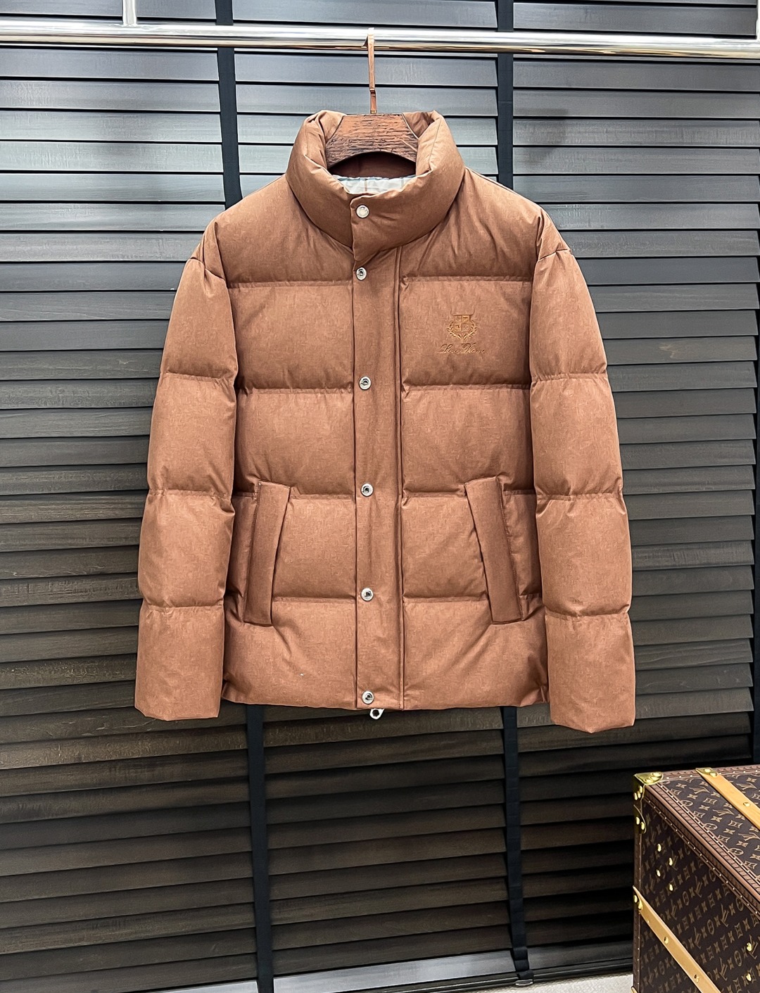 Loro Piana Men's Lightweight Goose Down Padded Gilet Jacket 2 o 1j314e8hs1frfsqeq4a8t1cnu2