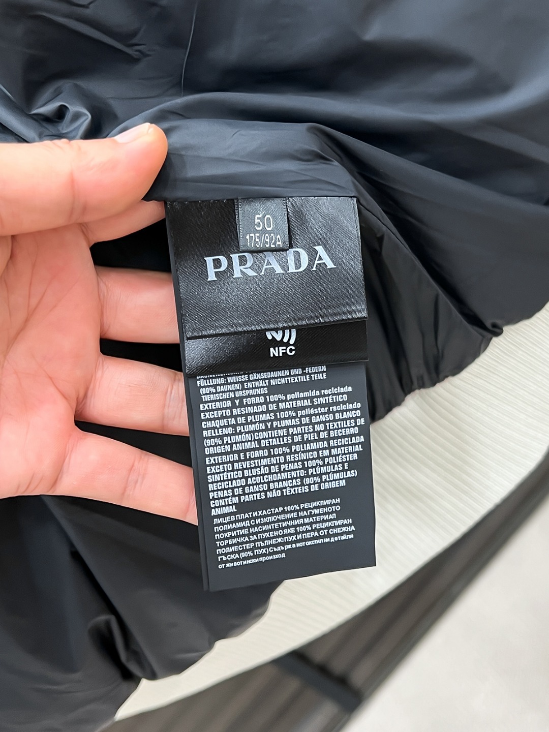 Prada Men's White Down Lightweight Jacket Fashion Stand Collar Coat 10 o 1j315v3kp13vk9ff1nq41csh1ivm8