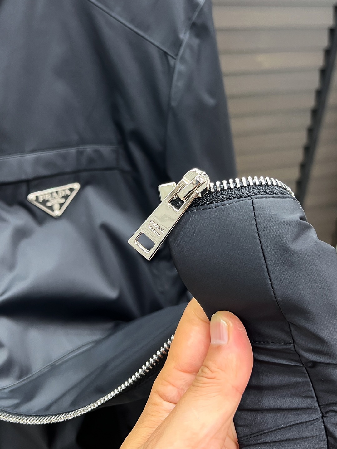 Prada Men's Fall/Winter Jacket - Premium Quality, Comfortable Fit 8 o 1j317npnnkiimul1i8bsm5jua8