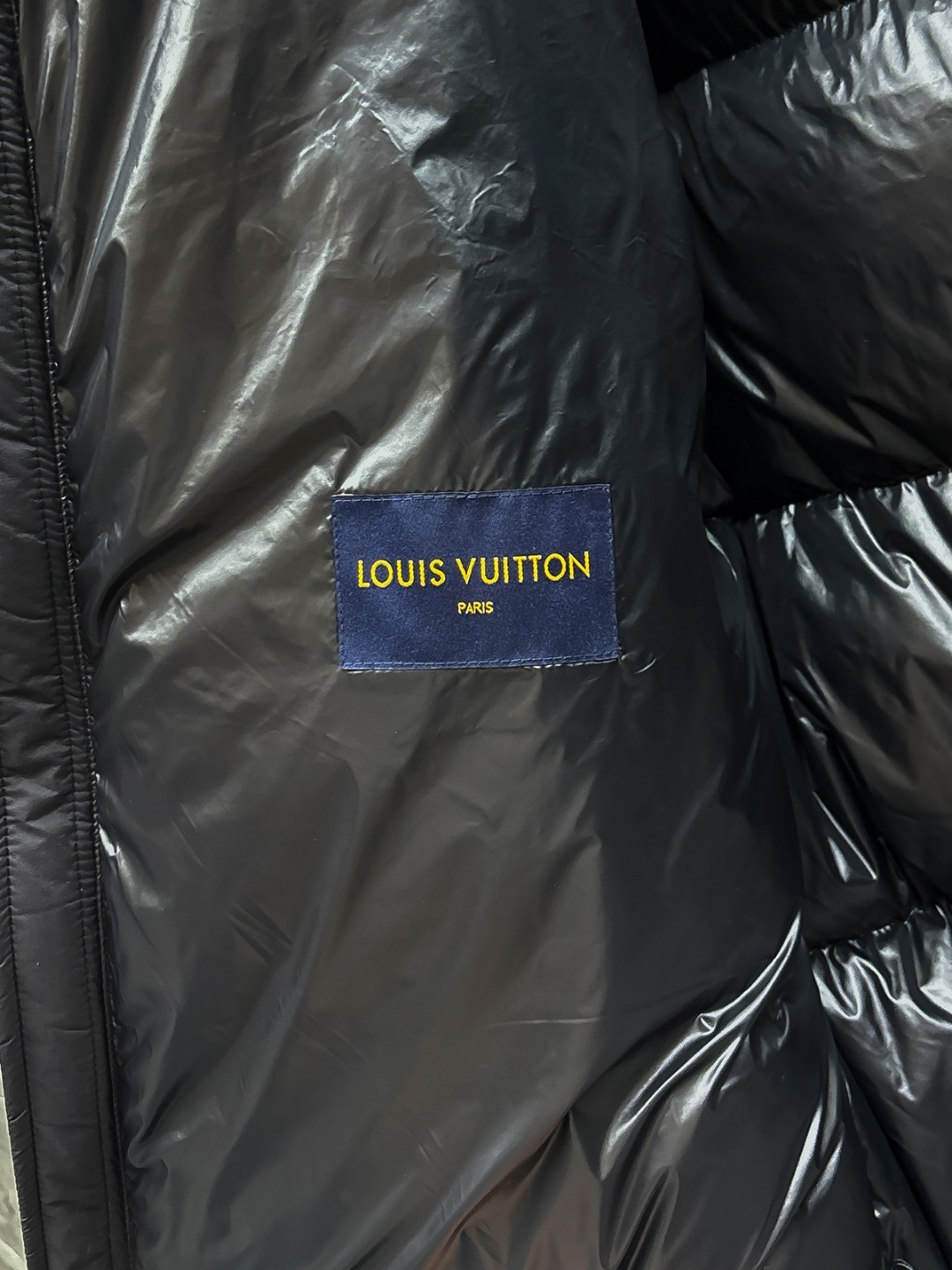 羽C-72 Louis Vuitton-驴家 25秋冬男士时尚连帽长款羽绒服 轻奢时尚休闲风格,轻盈保暖