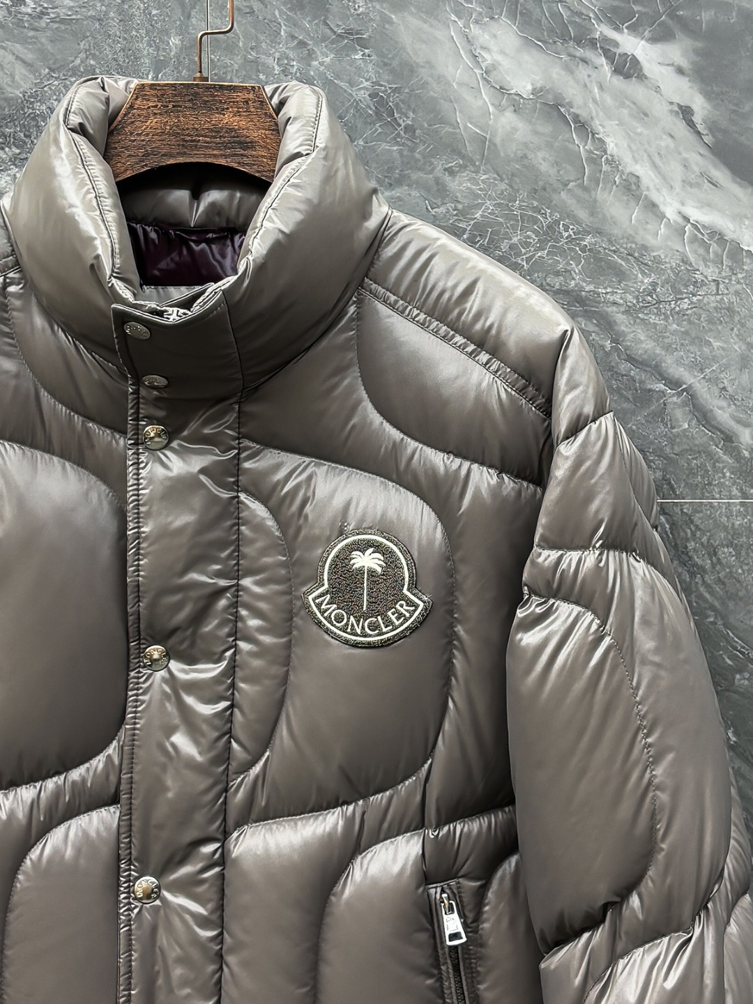 羽C-63 Moncler-蒙口 25秋冬男士时尚羽绒服 轻奢时尚休闲风格,轻盈保暖柔软!低调系列时尚百