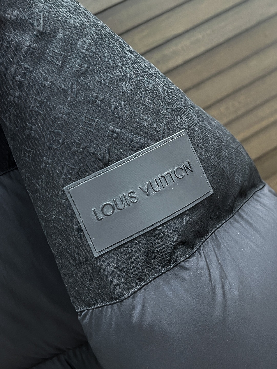 羽C-72 Louis Vuitton-驴家 25秋冬男士时尚连帽长款羽绒服 轻奢时尚休闲风格,轻盈保暖