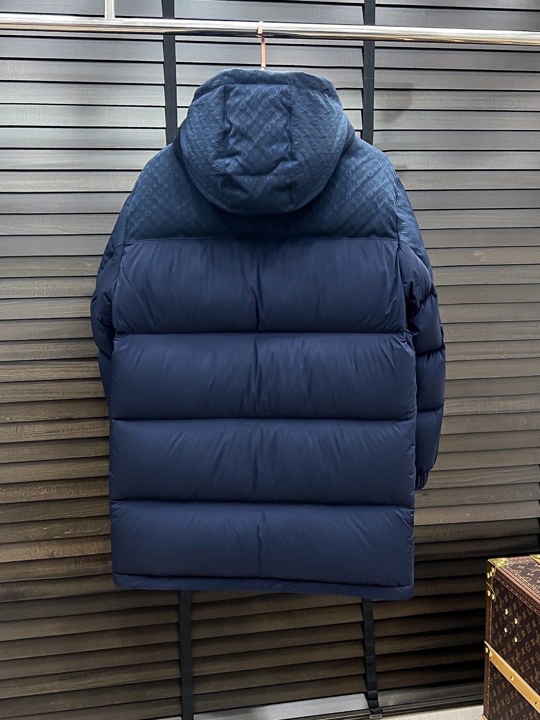 羽C-72 Louis Vuitton-驴家 25秋冬男士时尚连帽长款羽绒服 轻奢时尚休闲风格,轻盈保暖