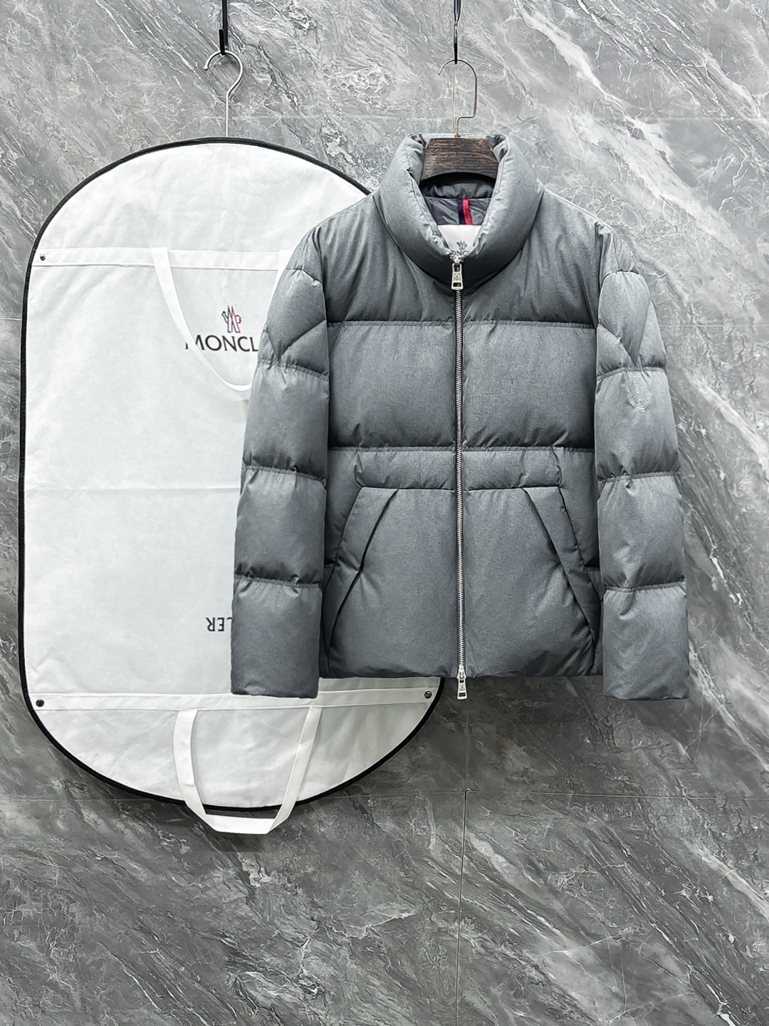羽C-61 Moncler-蒙口 25秋冬男士时尚羽绒服 轻奢时尚休闲风格,轻盈保暖柔软!低调系列时尚百