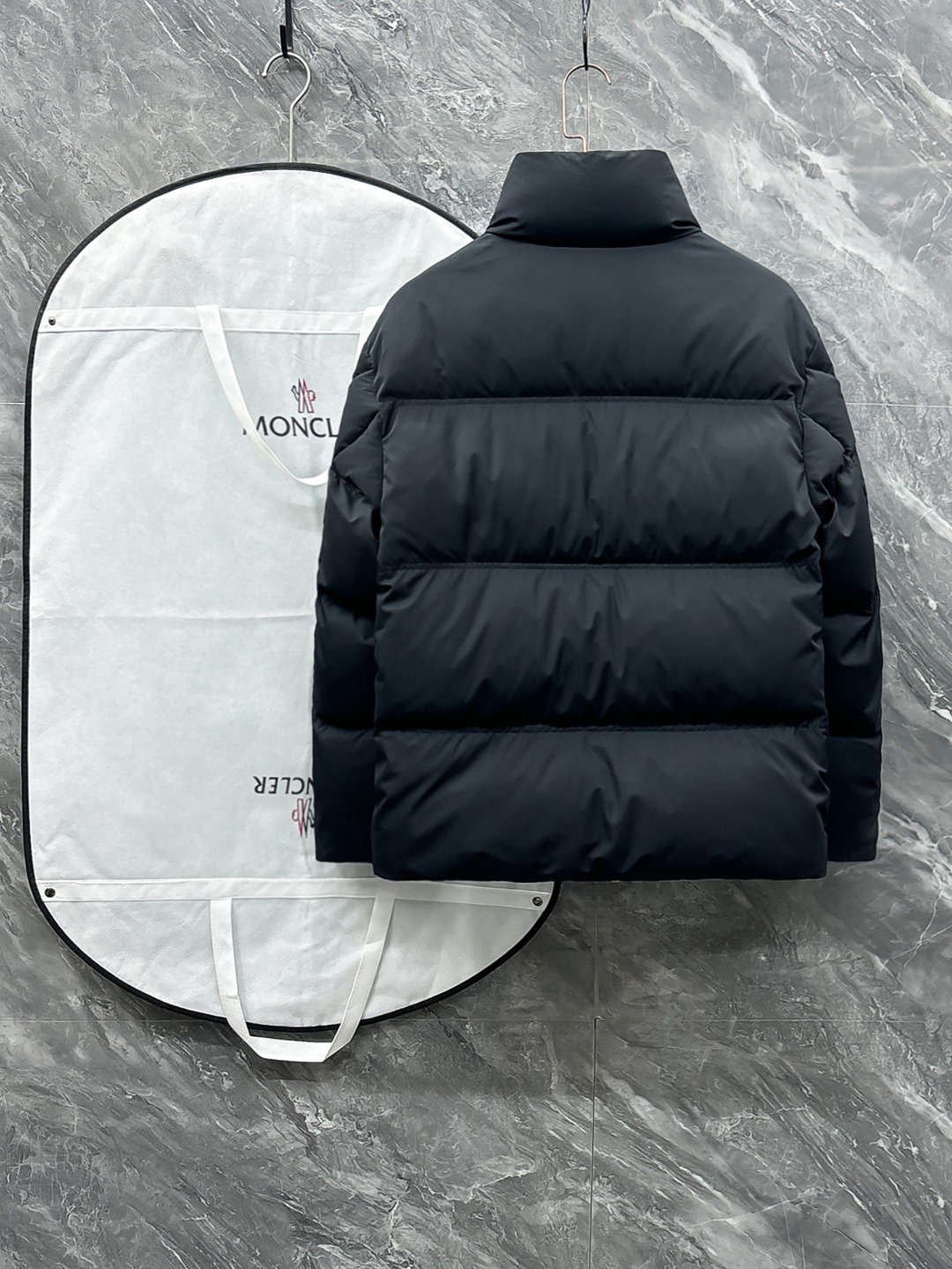 羽C-61 Moncler-蒙口 25秋冬男士时尚羽绒服 轻奢时尚休闲风格,轻盈保暖柔软!低调系列时尚百