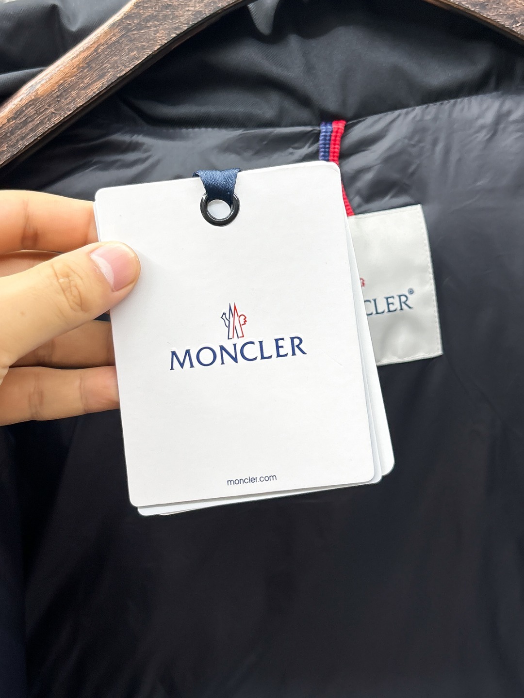 羽C-61 Moncler-蒙口 25秋冬男士时尚羽绒服 轻奢时尚休闲风格,轻盈保暖柔软!低调系列时尚百
