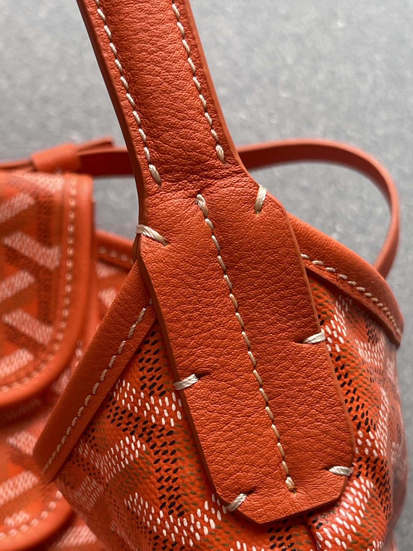 💰550顶级戈雅工厂直销
Bohème Hobo 
狗牙腋下包 黑色
尺寸】43/27/14cm
包装】防尘袋 吊牌 说明书 
不影响二次销售前提下 七天内可以无理由退换