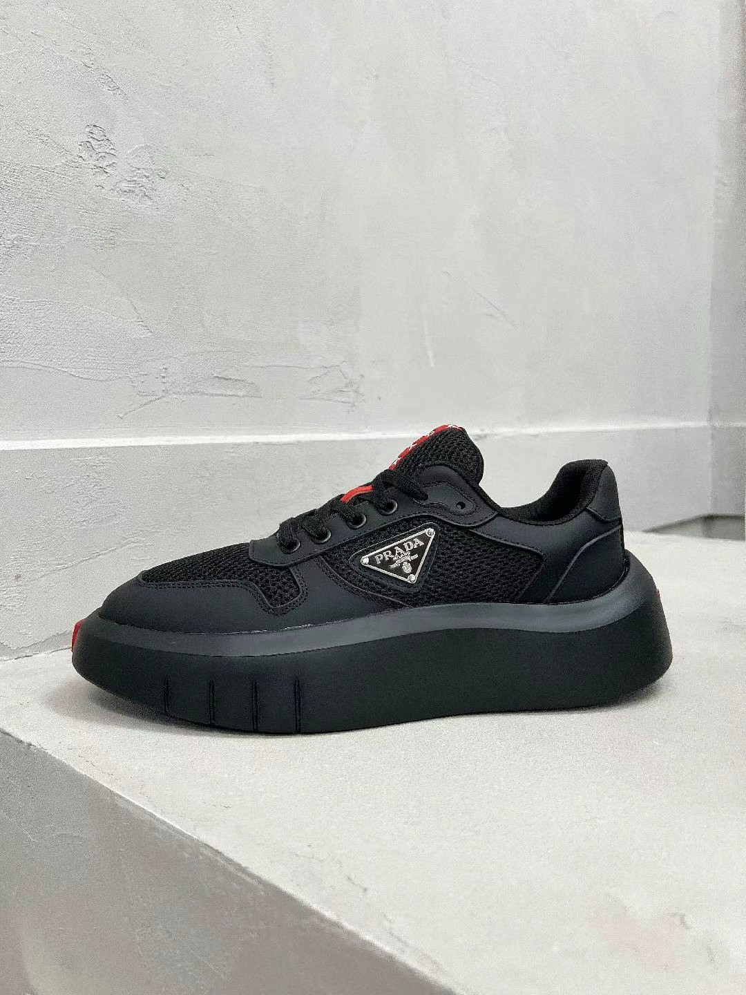 NO:414847,Home couples, high-quality shipment, fashionable and casual, trendy and versatile style, relaxed and sporty upper imported cowhide soft sheepskin lining, original personalized fashion EVA outsole, light and comfortable on the feet, size 35-45, casual shoes/sports shoes, sneakers, cowhide, sheepskin19860909家情侣款,高品质出货,时尚休闲、潮流百搭之款,轻松运动风,鞋面意大利进口牛皮柔软羊皮内里,原版个性时尚EVA大底,上脚轻巧舒适,码数35-45,休闲鞋/运动鞋,sneakers,cowhide,sheepskin,Women's Shoes