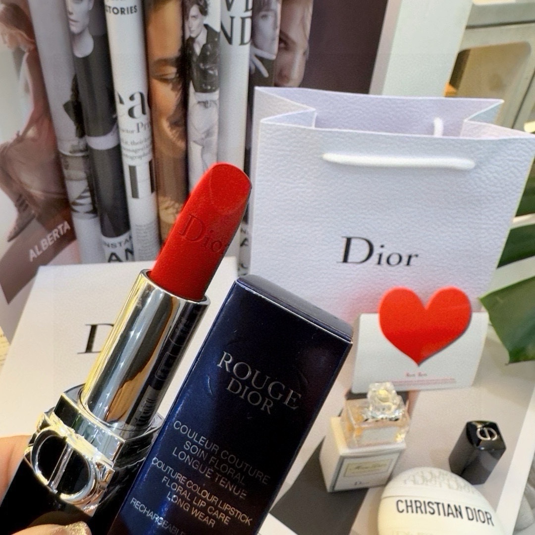DIOR全能霜丝绒999甜心礼盒 高定礼盒 情人节对爱的人大胆表白 6