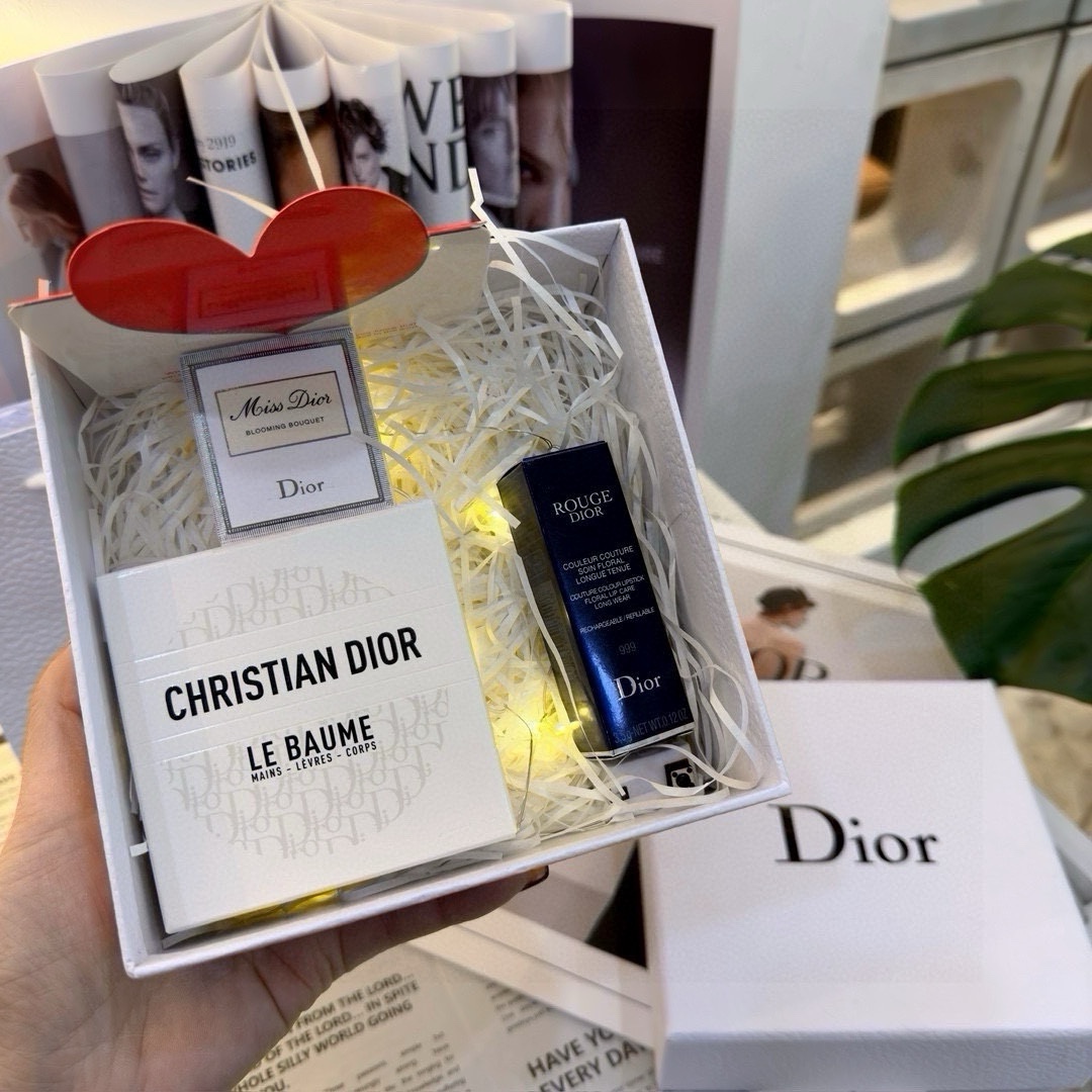 DIOR全能霜丝绒999甜心礼盒 高定礼盒 情人节对爱的人大胆表白 2