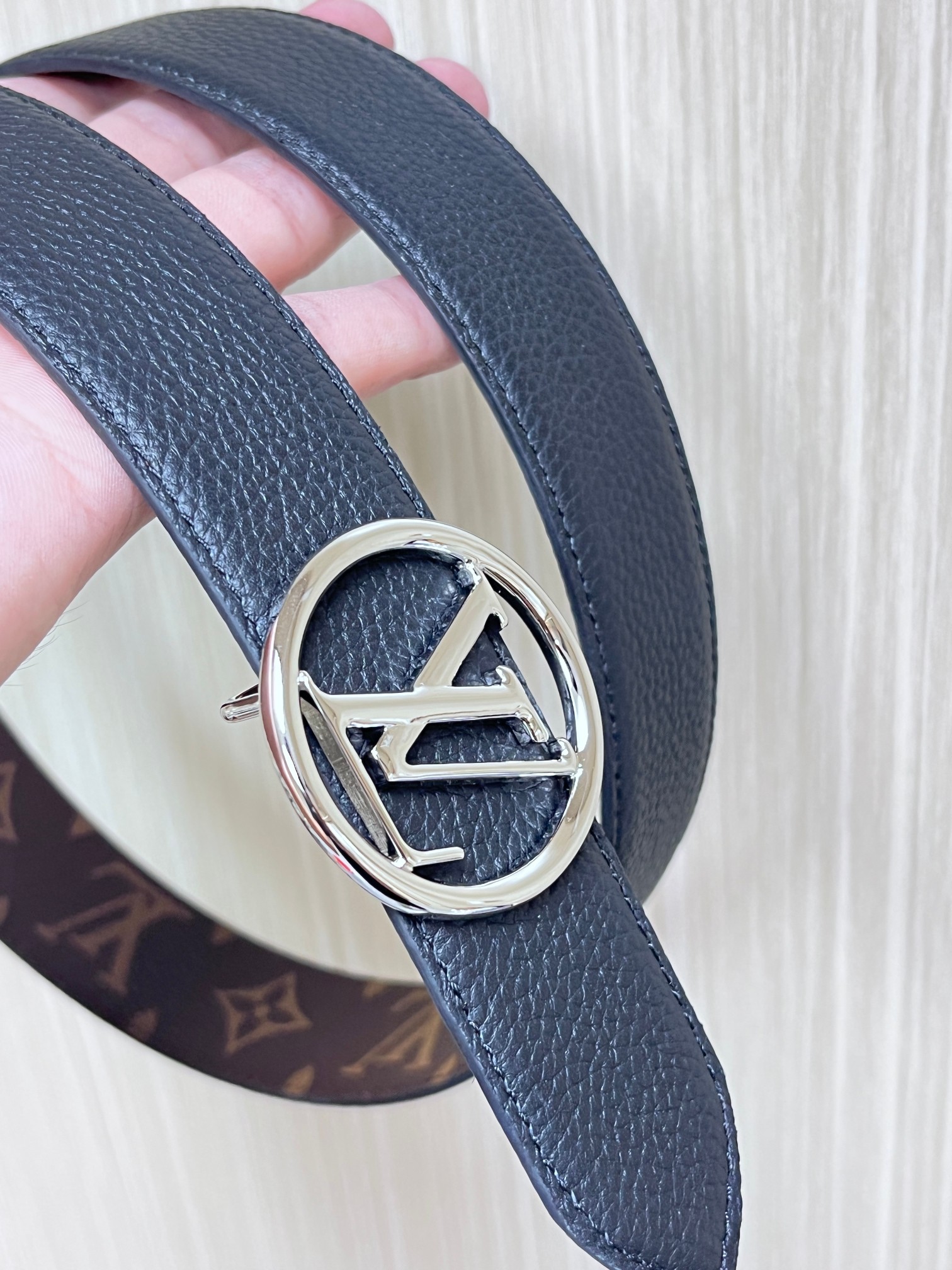 LV Style Leather Women's Belts Lookbook Reference image 2