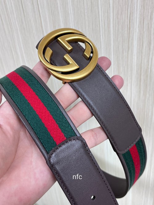 Gucci Reversible Belt With Double G Buckle, Red and Green Webbing, 3.9cm 1 Gucci Reversible Belt With Double G Buckle, Red and Green Webbing, 3.9cm